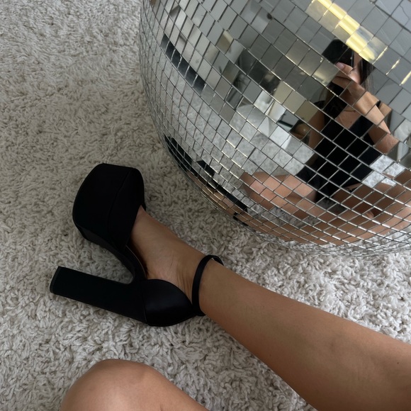 Platform high heels - Picture 5 of 7